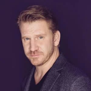 Dash Mihok